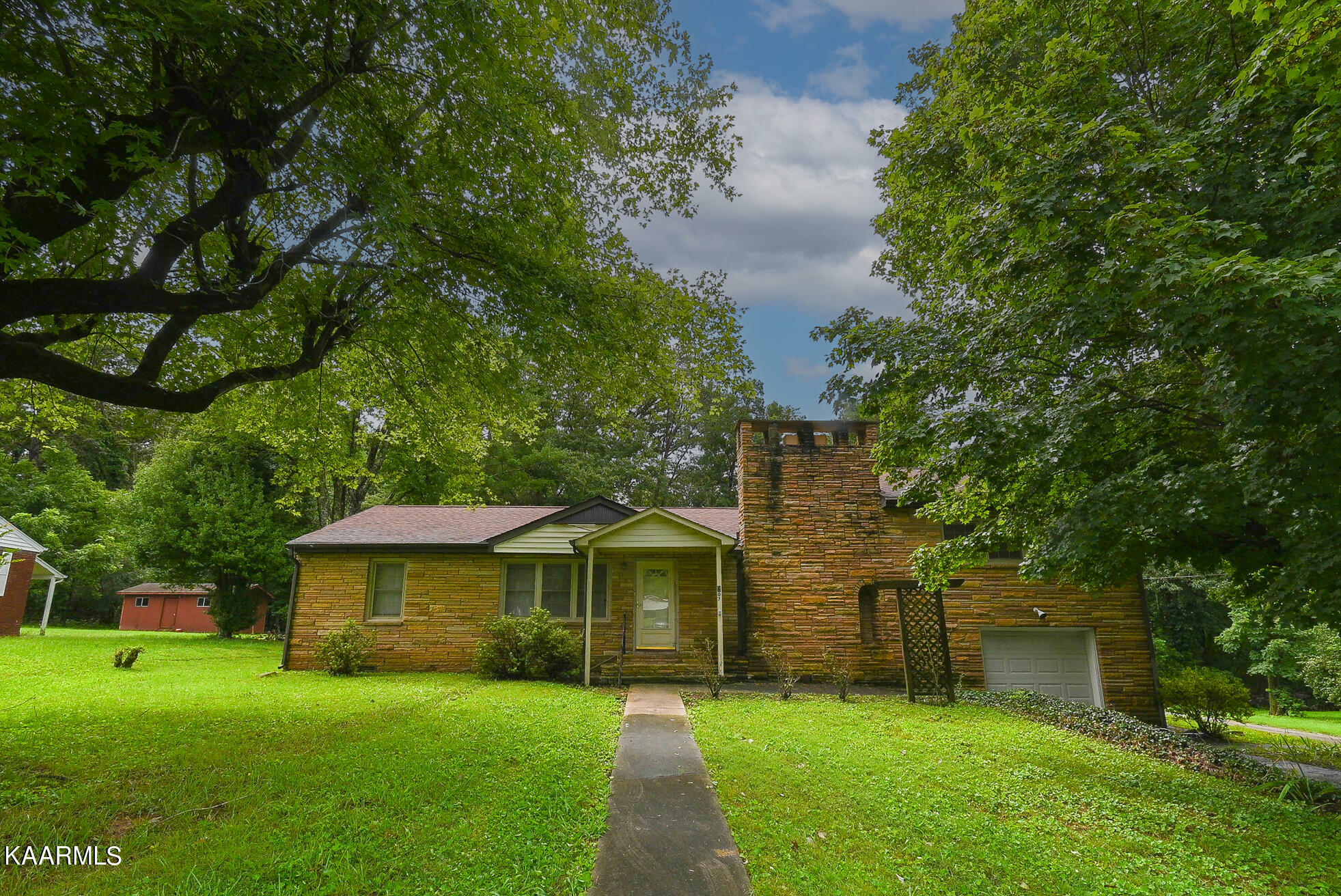 Property Photo:  207 Kelsay Drive  TN 37763 