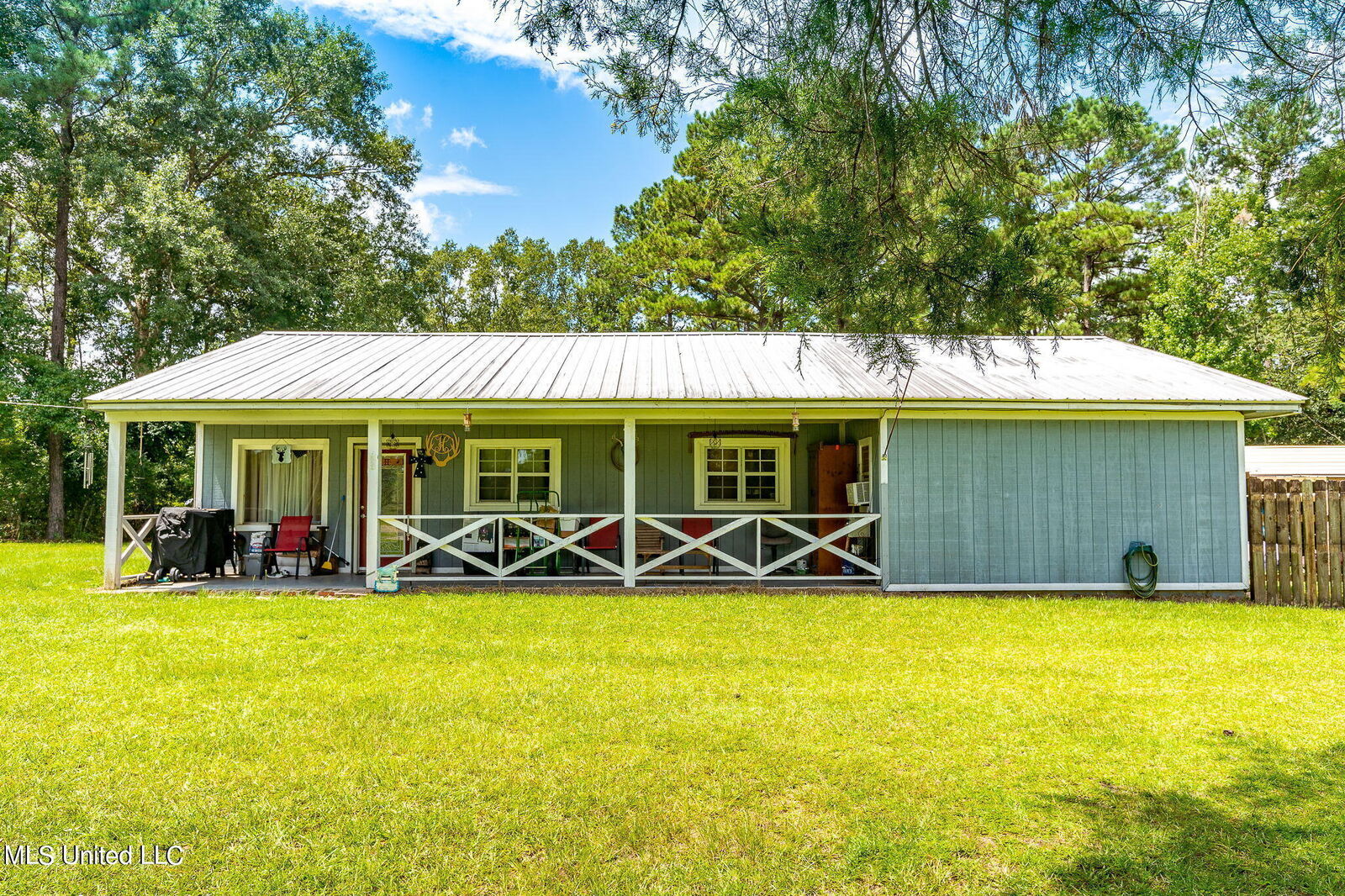 Property Photo:  1225 US-98  MS 39452 