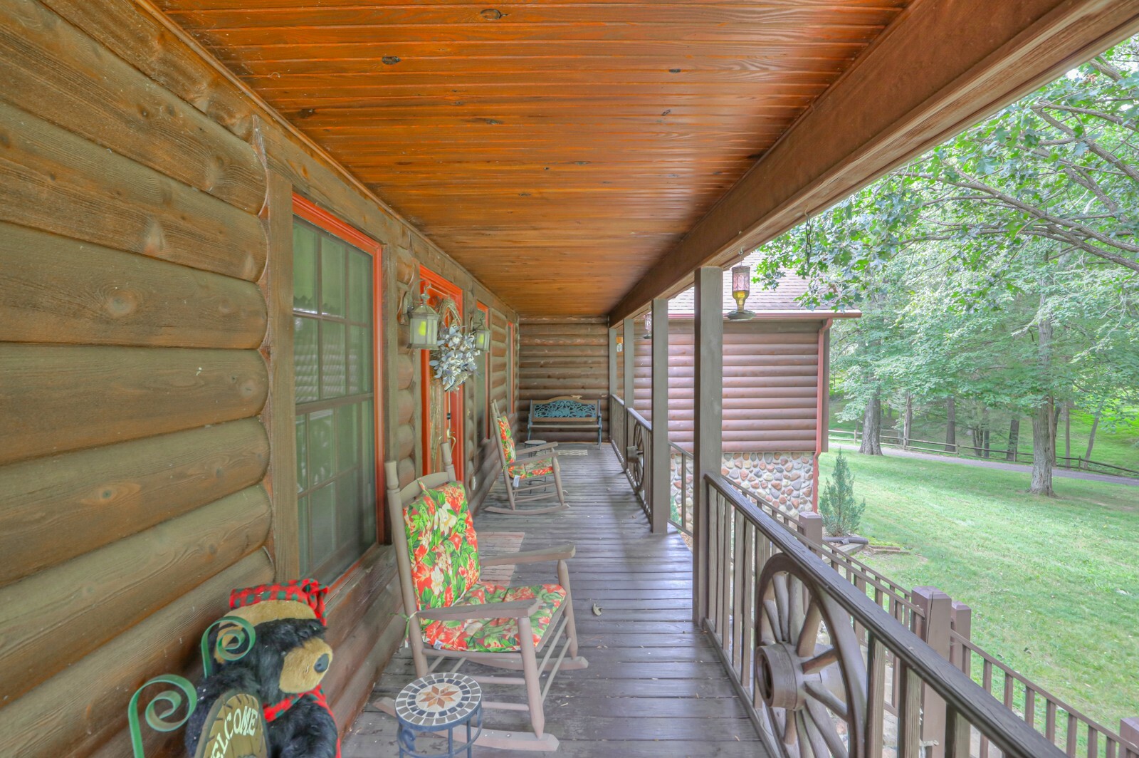 Property Photo:  118 Robert Simmons Rd  TN 37186 