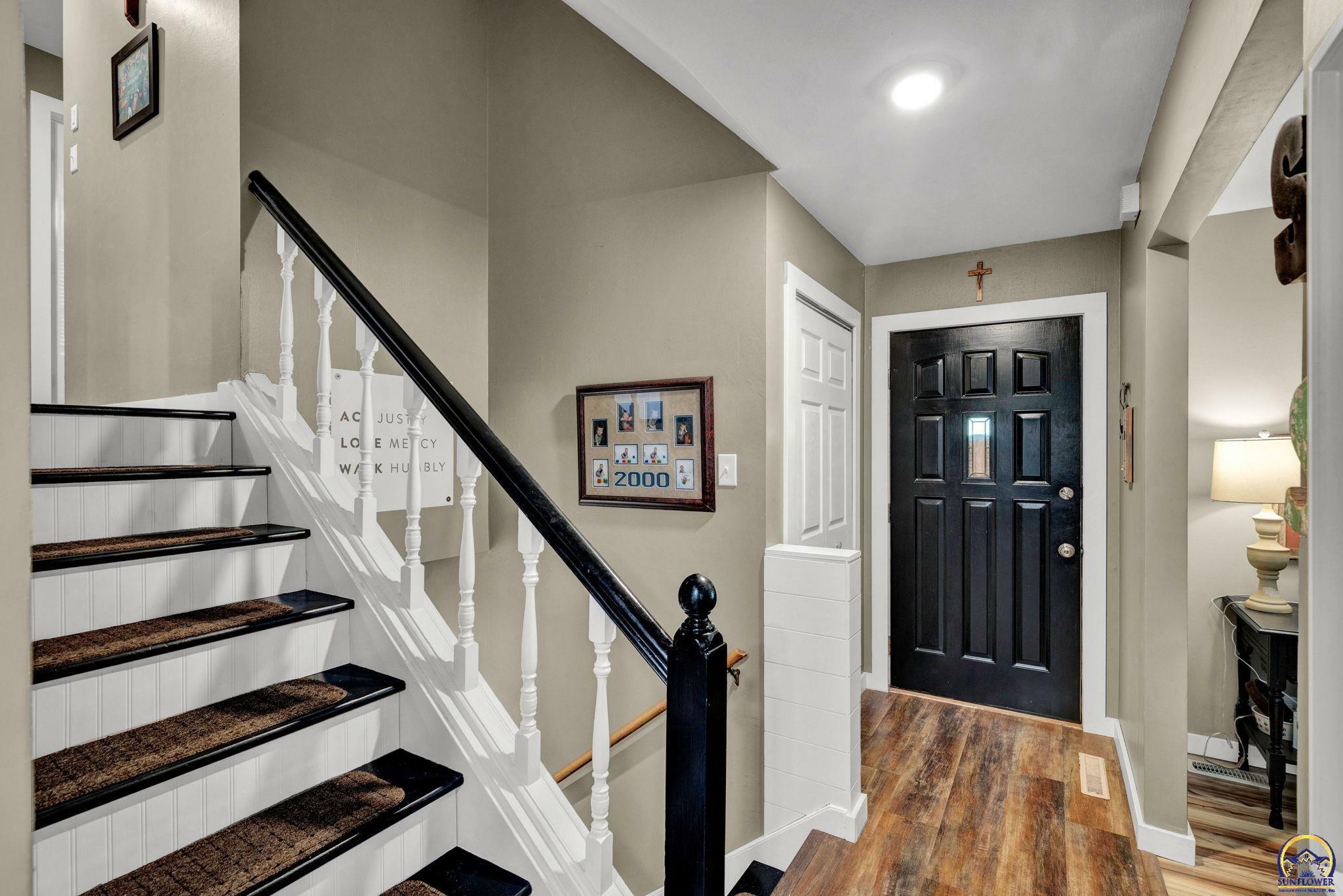 Property Photo: 3214 SW Macvicar Ct KS 66611