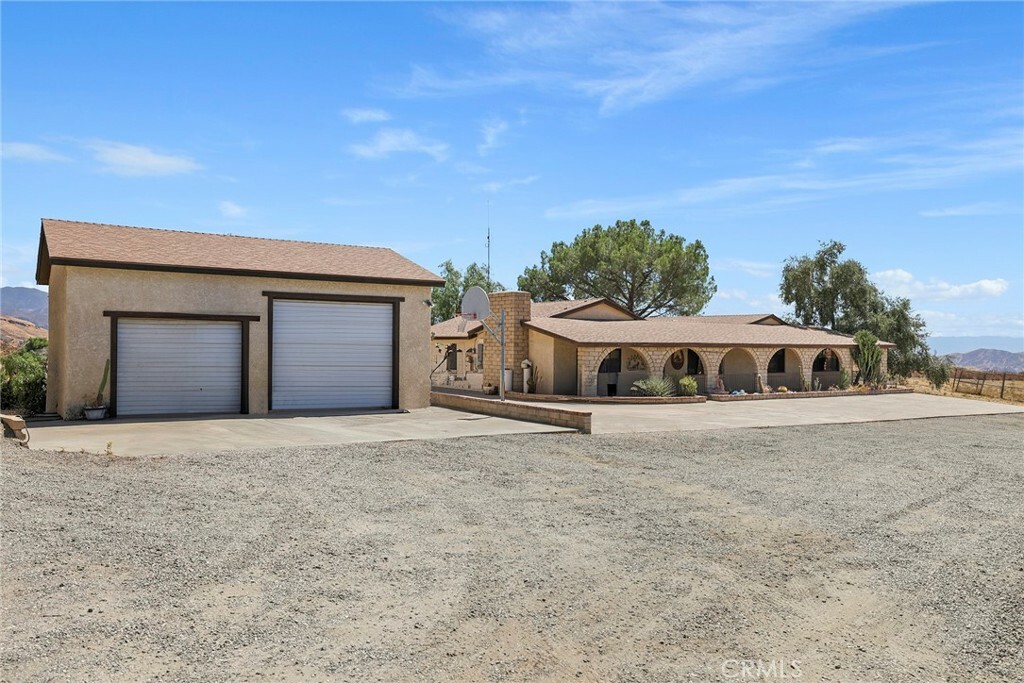 Property Photo:  32569 Cidar Avenue  CA 91390 