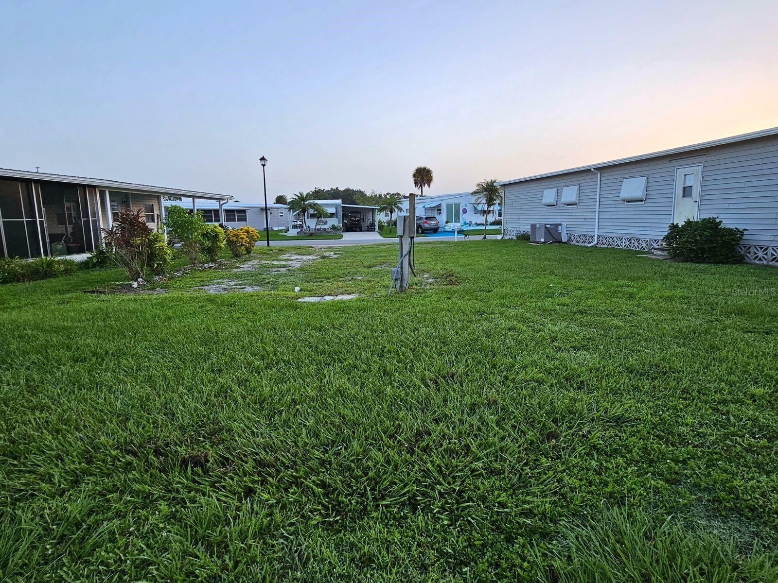 Property Photo:  5672 Holiday Park Boulevard  FL 34287 