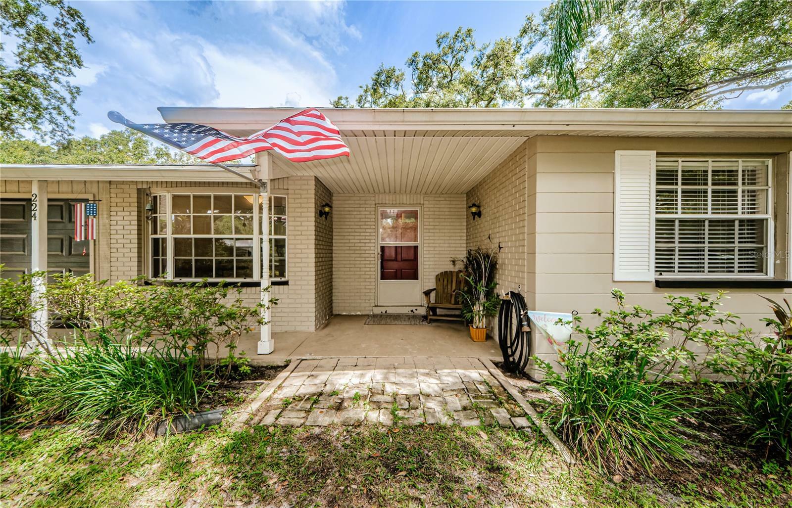 Property Photo: 224 Craft Road FL 33511