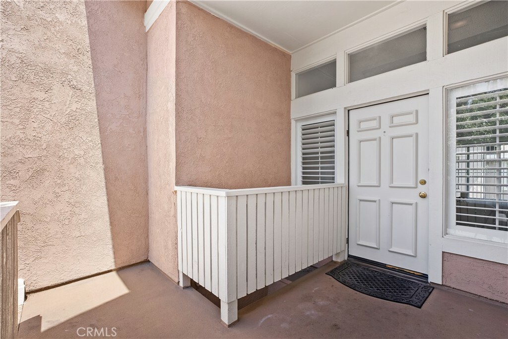 Property Photo:  17 Woodleaf  CA 92614 