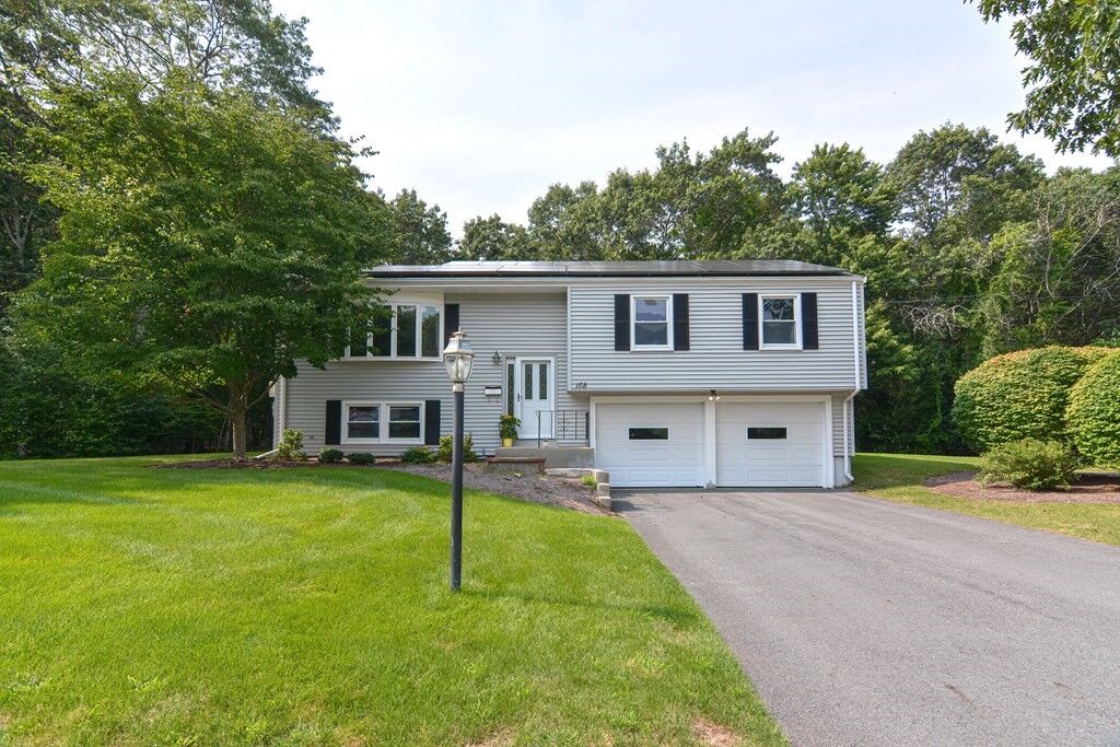 Property Photo:  168 Wilshire Dr  MA 02067 