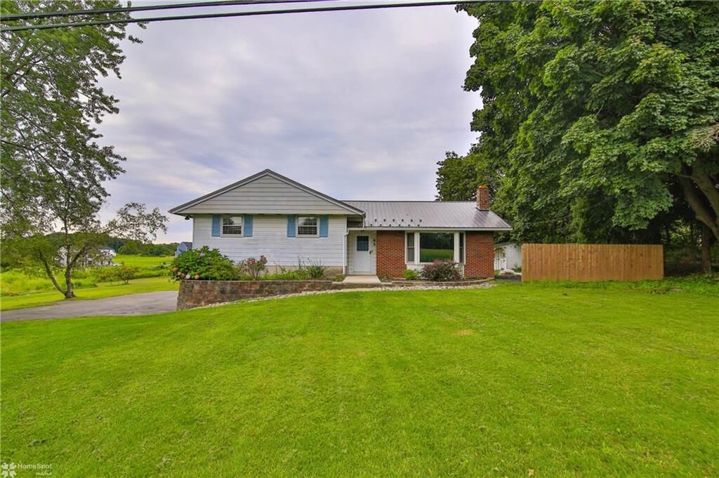 Property Photo:  85 Hester Road  PA 18013 