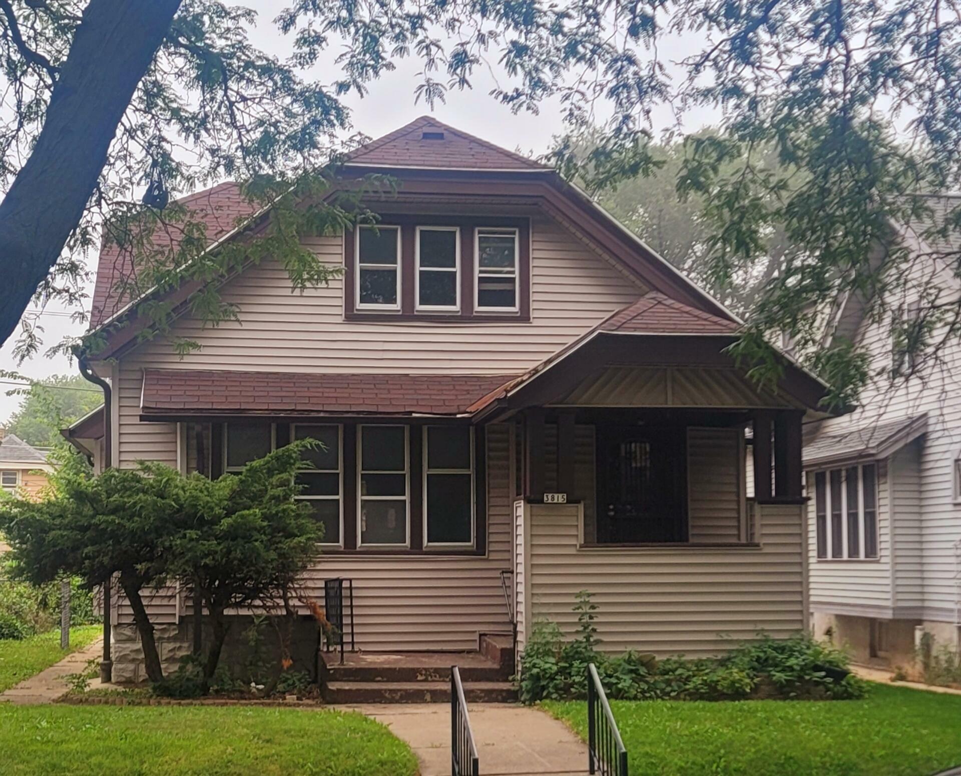 Property Photo: 3815 N 26th St WI 53206