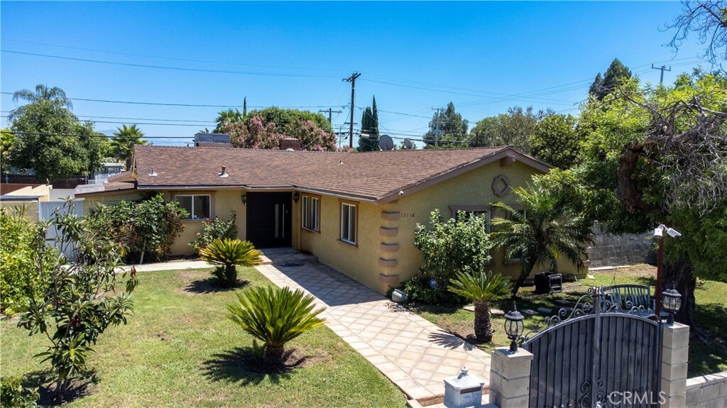 Property Photo:  11116 Louise Avenue  CA 91344 