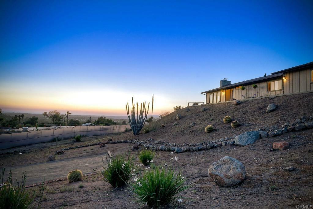 Property Photo: 2342 Edgehill Rd CA 92084
