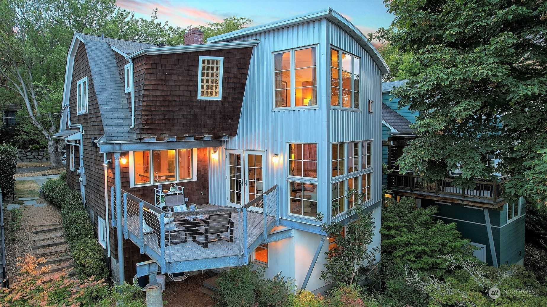 Property Photo: 2036 23rd Avenue E WA 98112