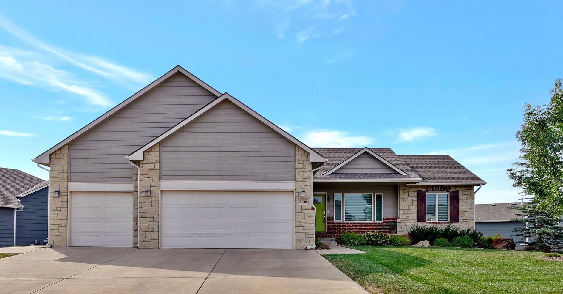 Property Photo:  2000 N Walnut Creek  KS 67037 