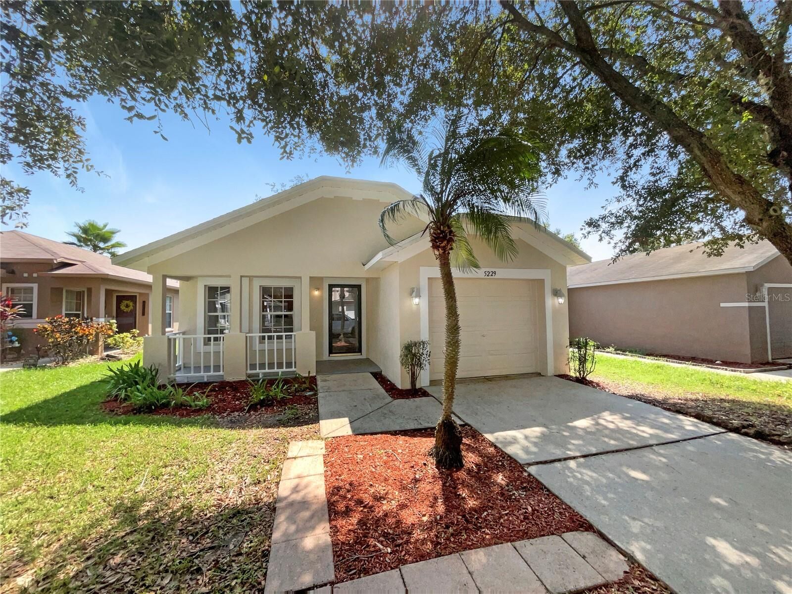 Property Photo: 5229 Mango Fruit Street FL 33584