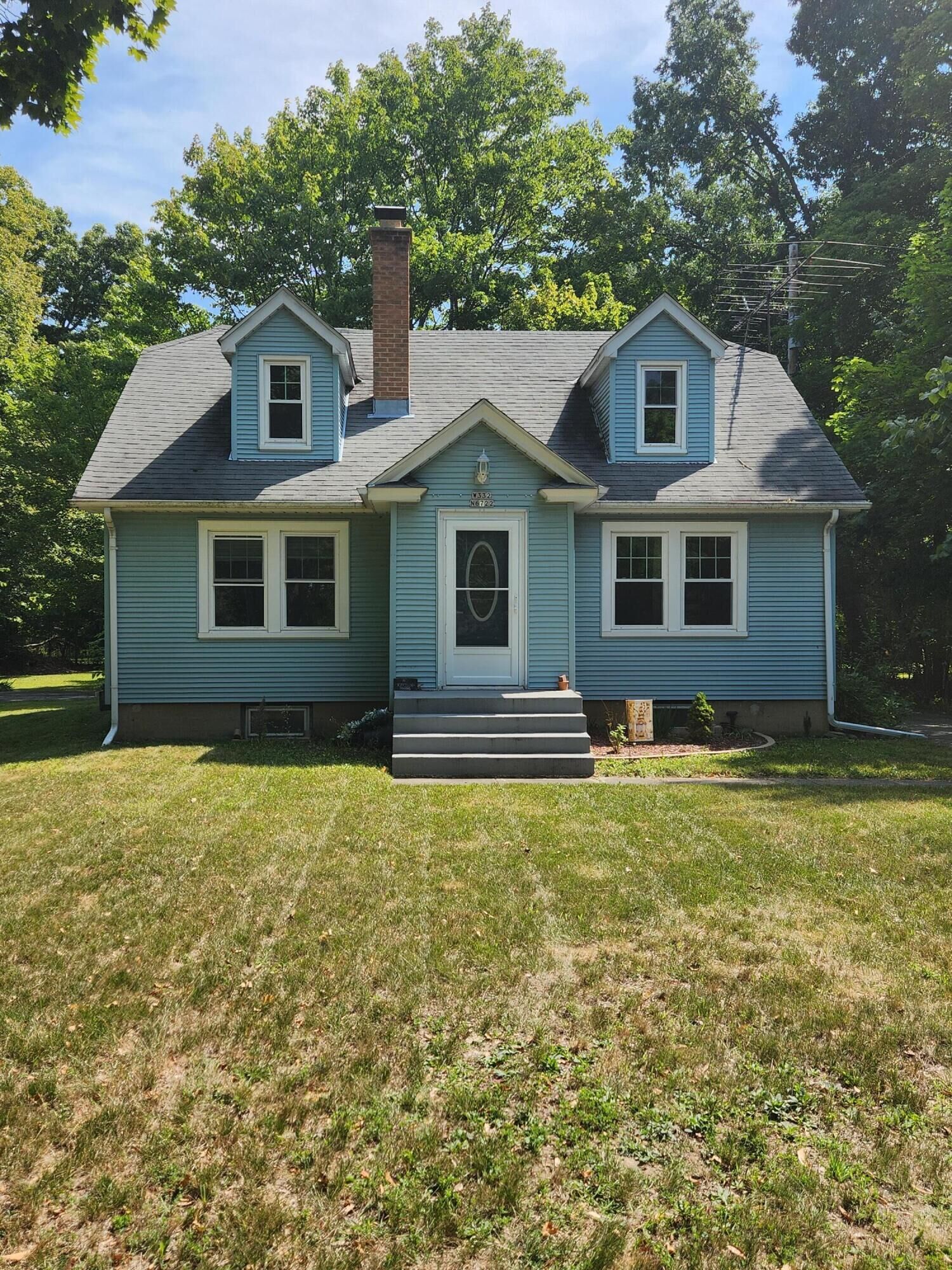 Property Photo:  W332n6722 County Road C -  WI 53058 