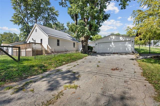 Property Photo:  906 Towle Street  MO 63664 