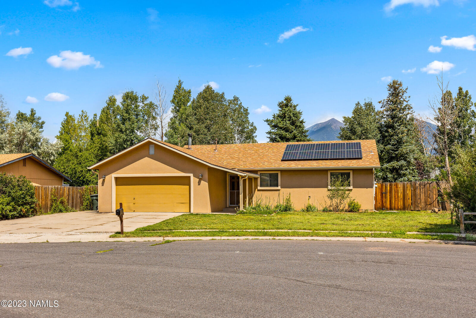 Property Photo: 3430 W Red Rock Lane AZ 86001