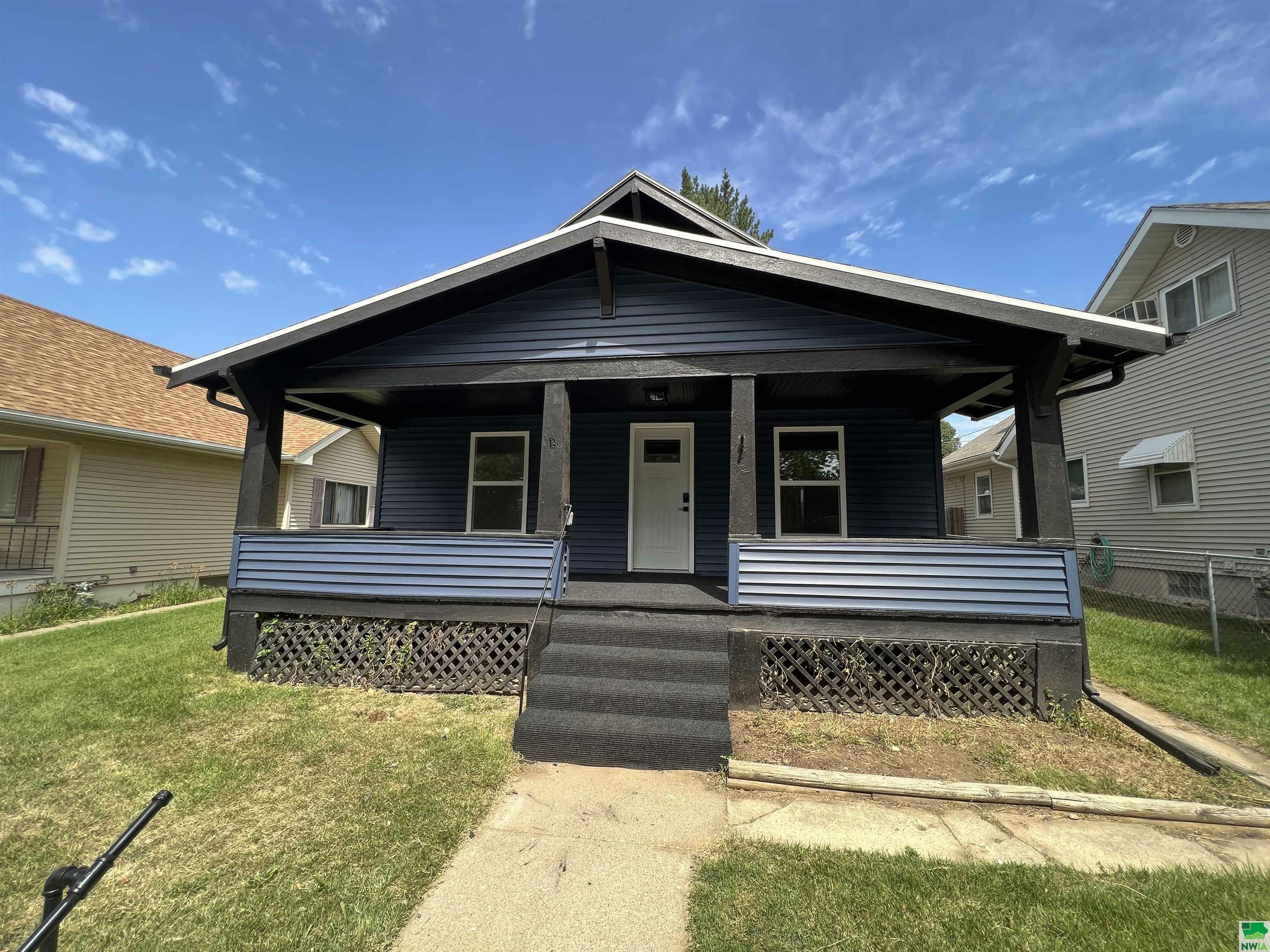 Property Photo:  3419 Transit Ave  IA 51106 