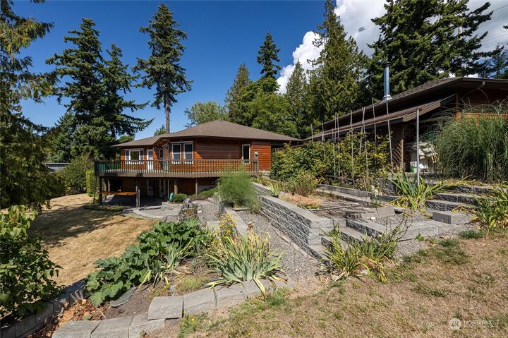 Property Photo: 926 Samish Way WA 98229