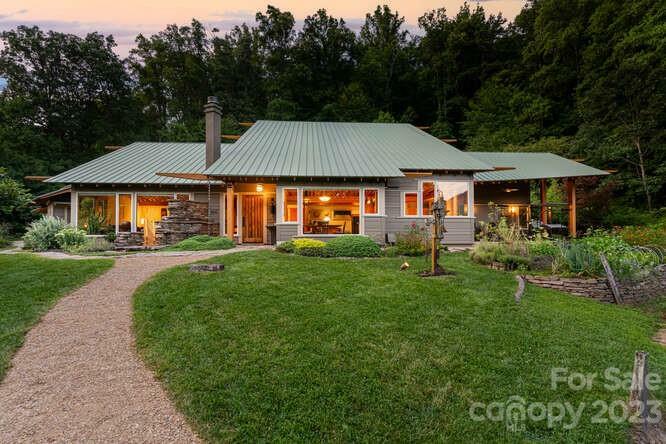 Property Photo:  164 Ox Creek Road  NC 28787 