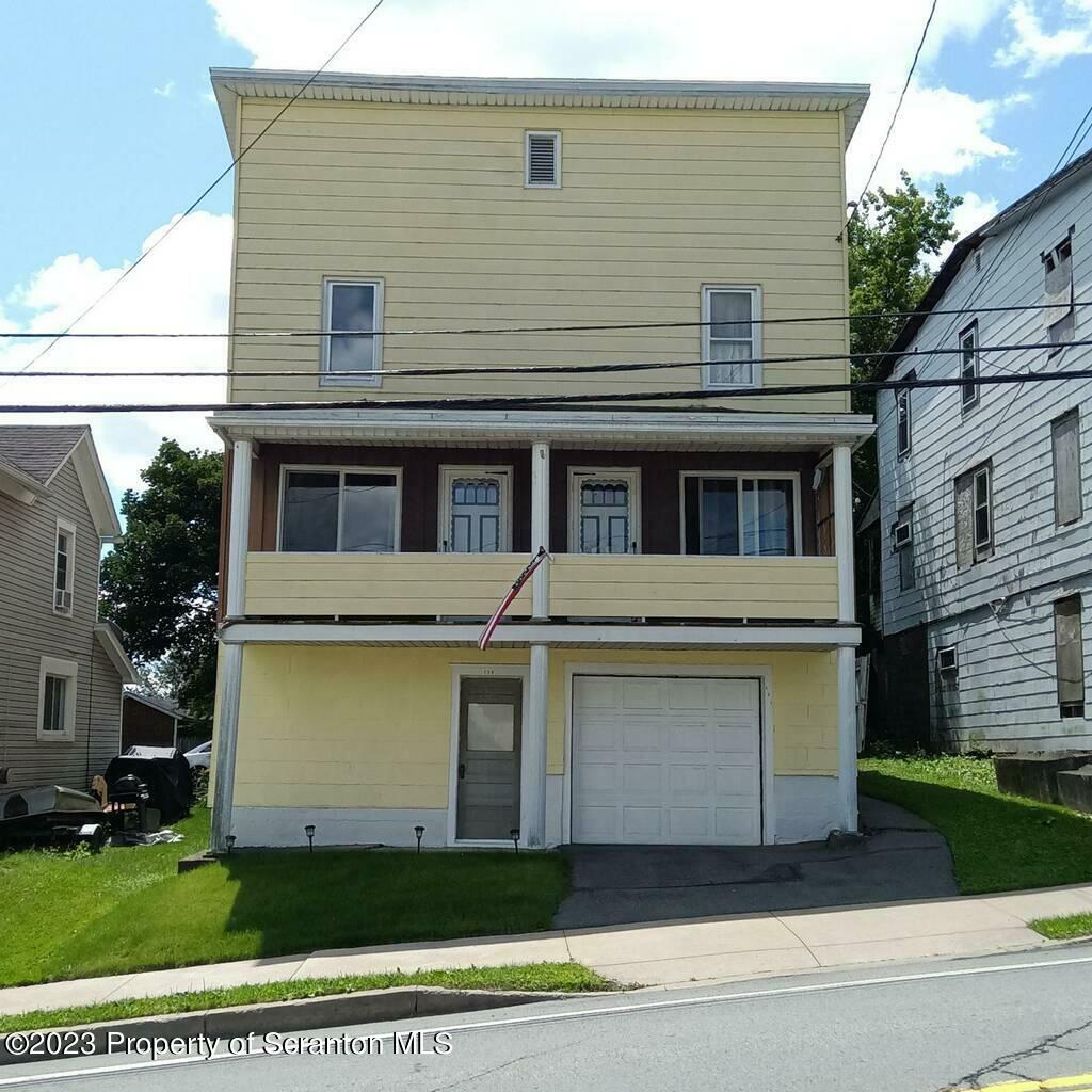 139 Dundaff St  Forest City PA 18421 photo