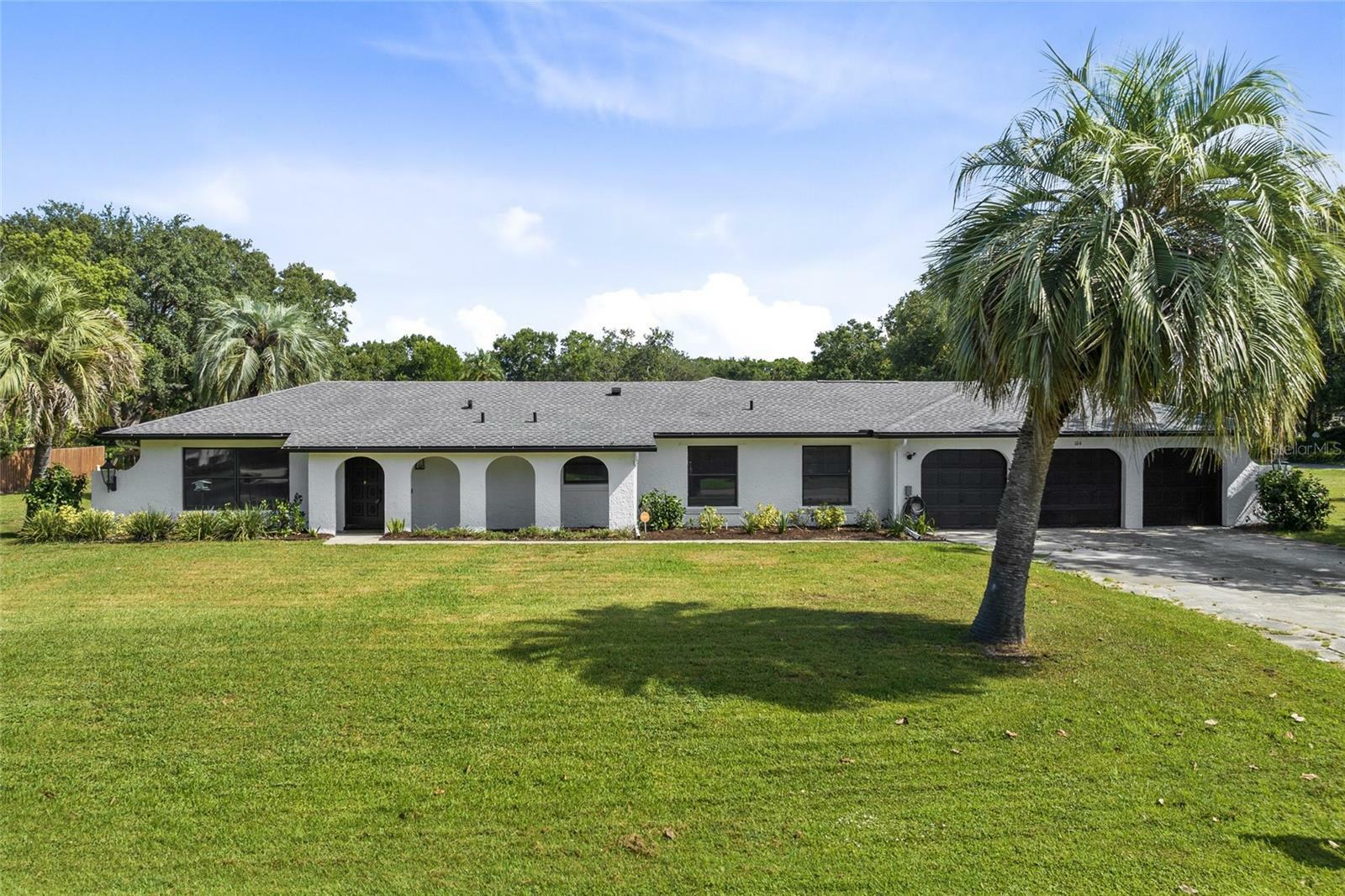 Property Photo:  104 Ranch Road  FL 32792 