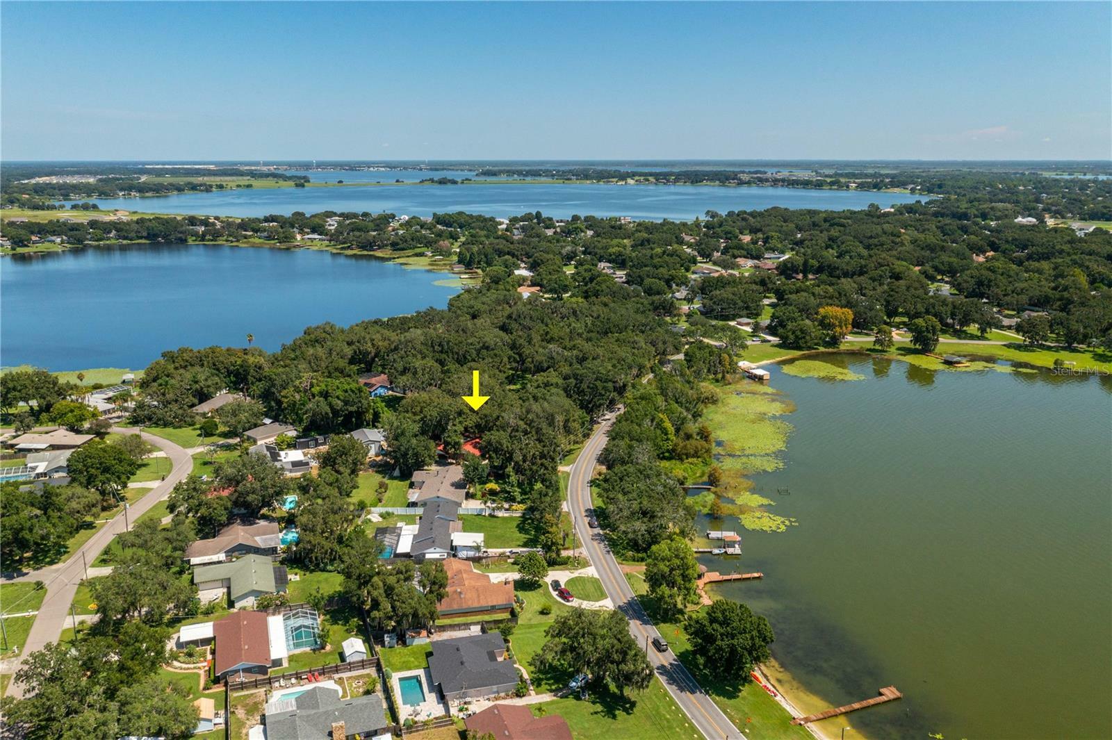 Property Photo: 2072 Lake Ariana Boulevard FL 33823