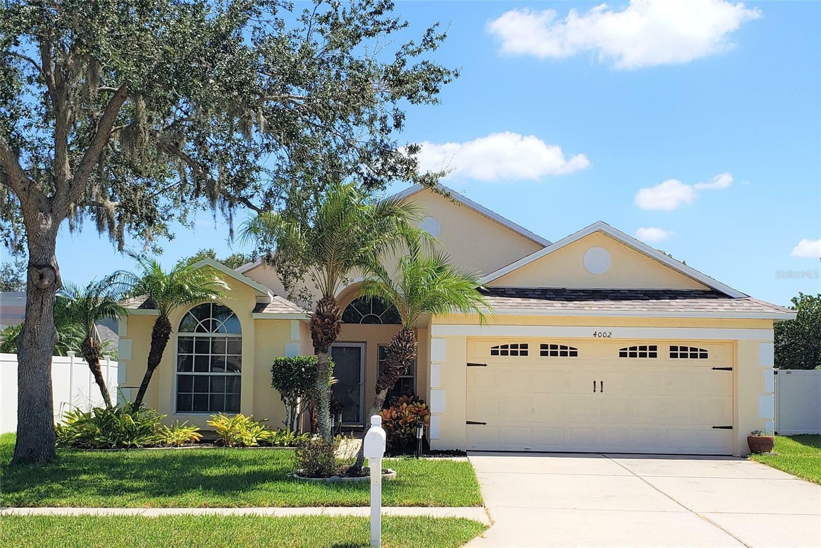 Property Photo:  4002 Savage Station Circle  FL 34653 