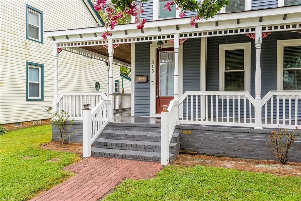 Property Photo:  315 Washington Street  VA 23669 