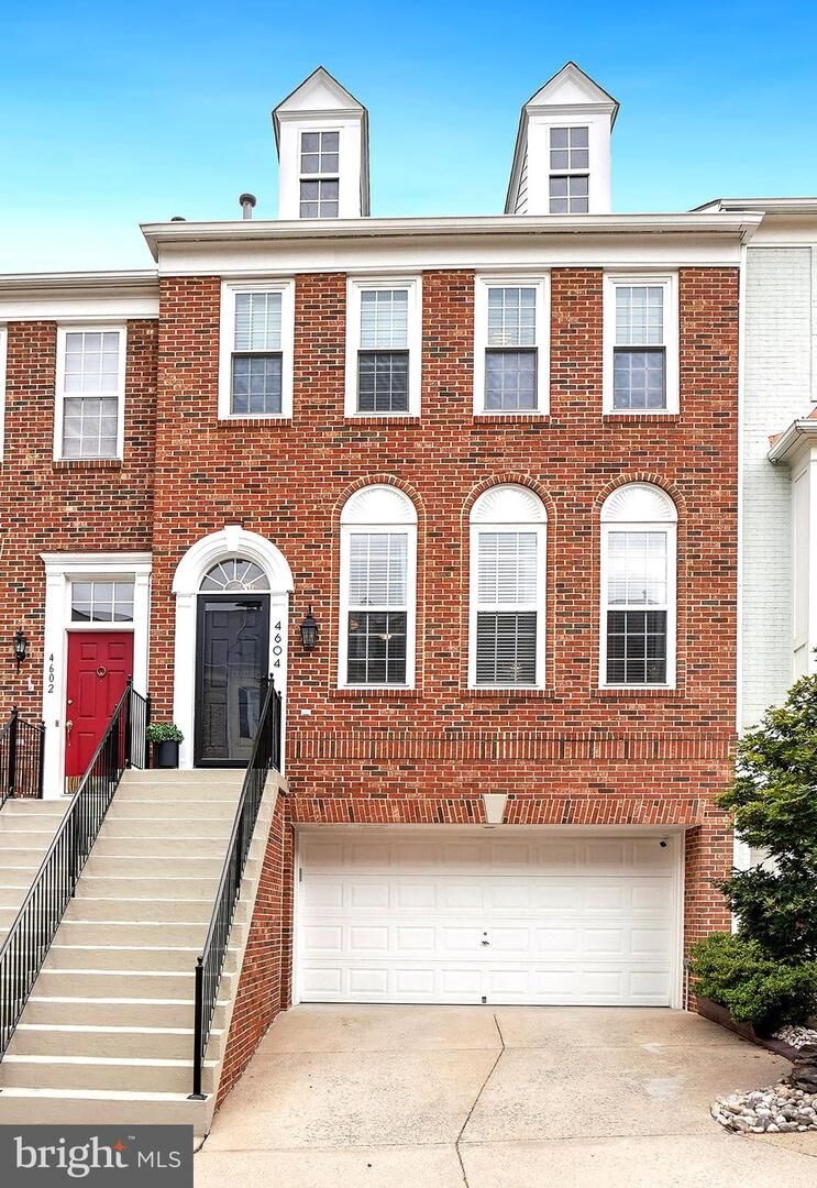 Property Photo:  4604 Kirkland Place  VA 22311 