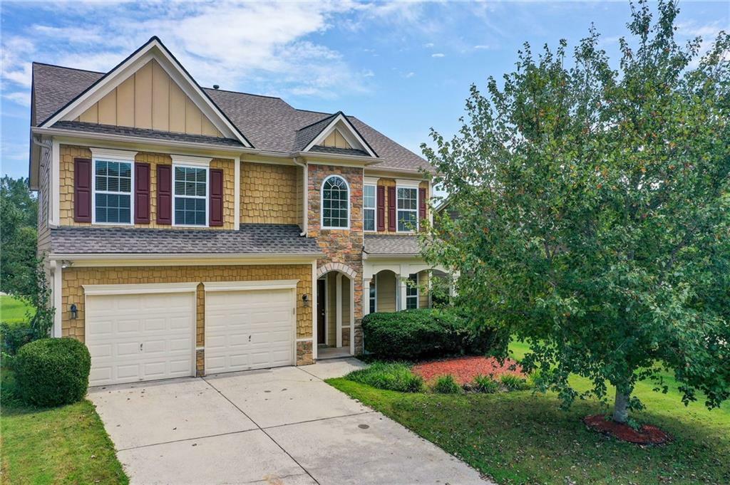 Property Photo: 5180 Fieldgate Ridge Drive GA 30028