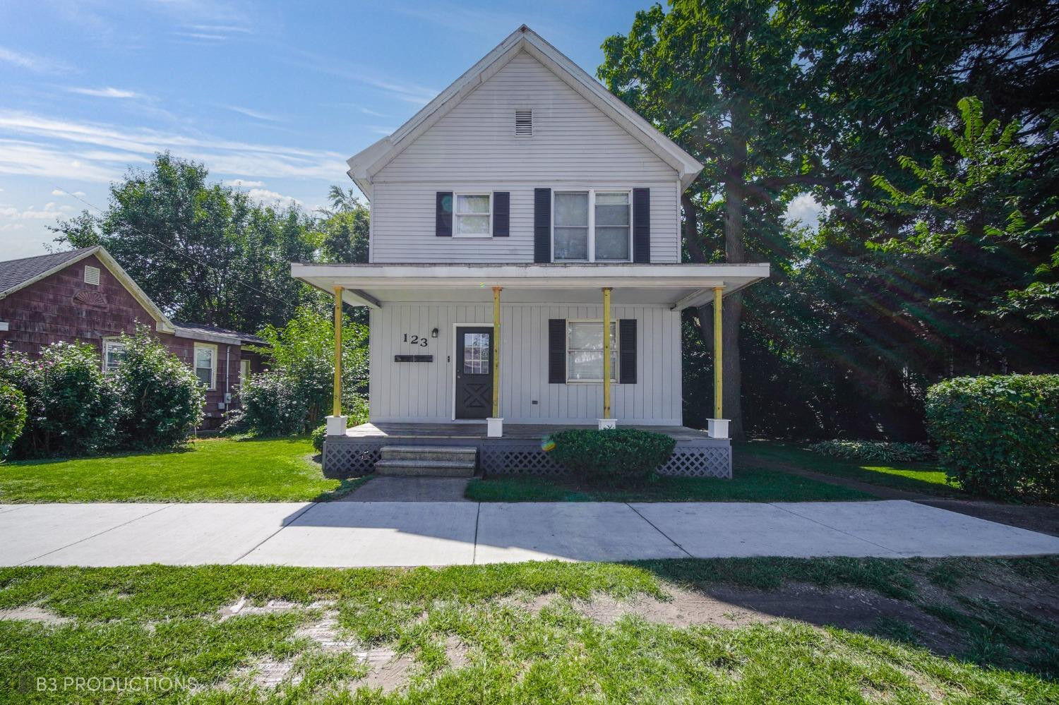 Property Photo:  123 E Fulton Street  IN 46360 