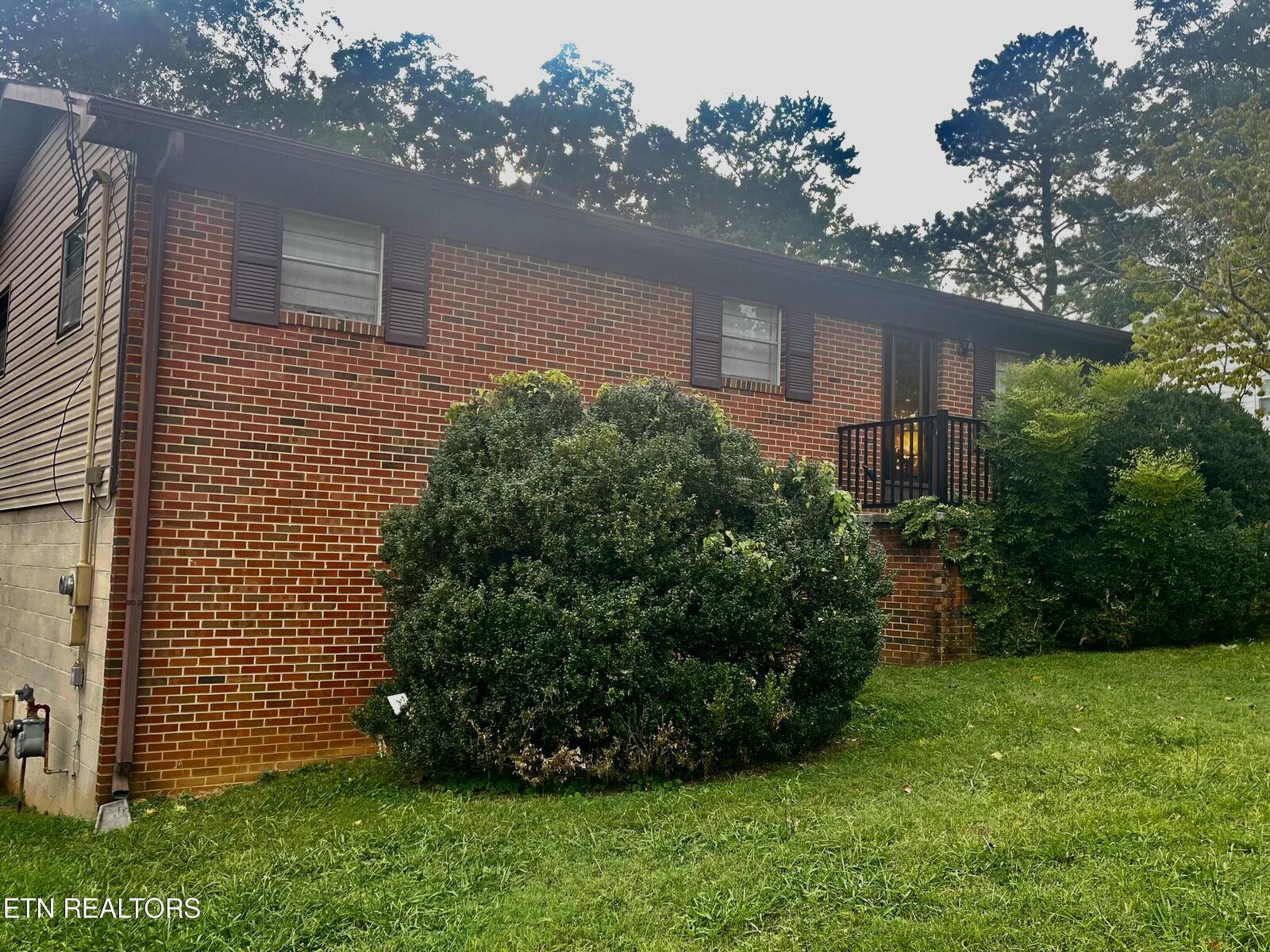 Property Photo:  609 Front St  TN 37804 