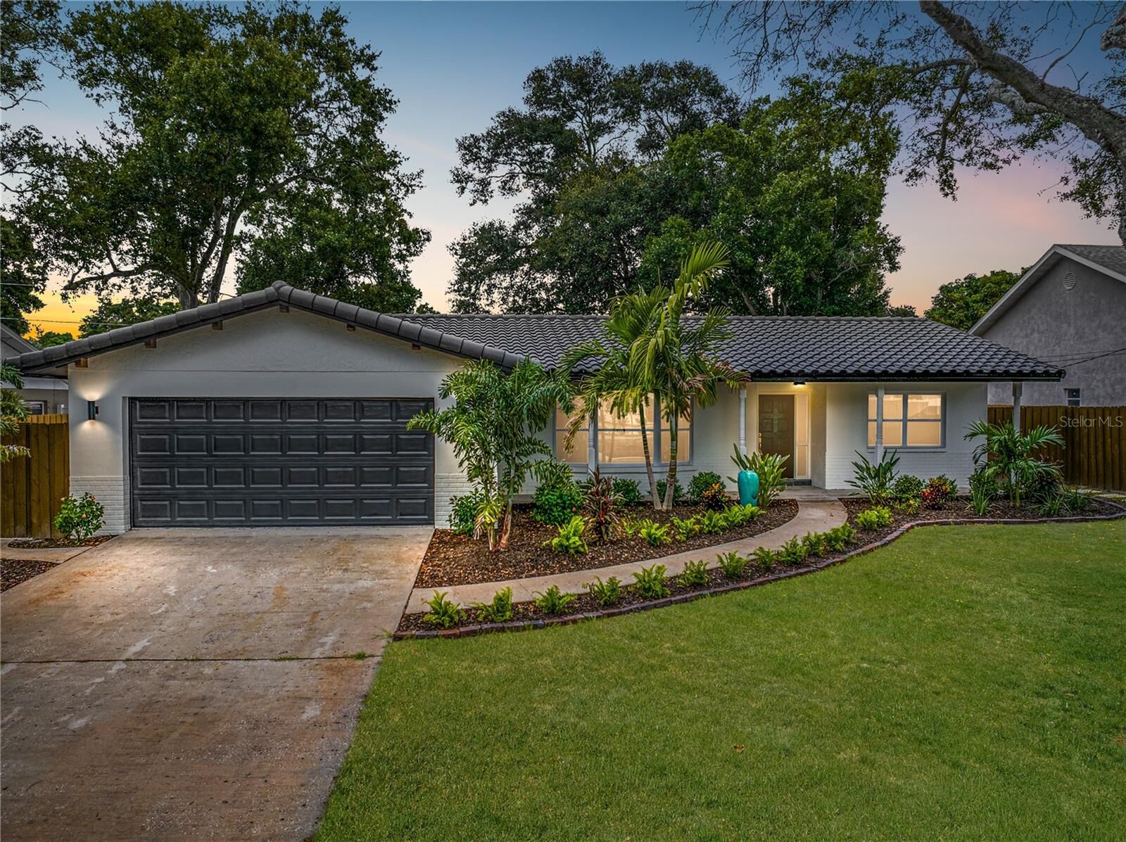 Property Photo:  2441 69th Avenue S  FL 33712 