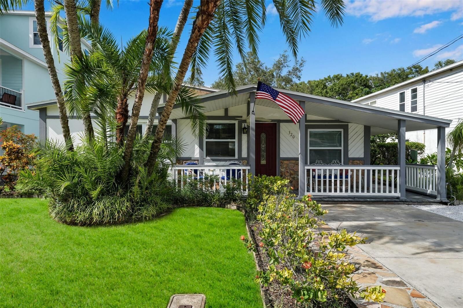 Property Photo: 320 Crystal Beach Avenue FL 34681