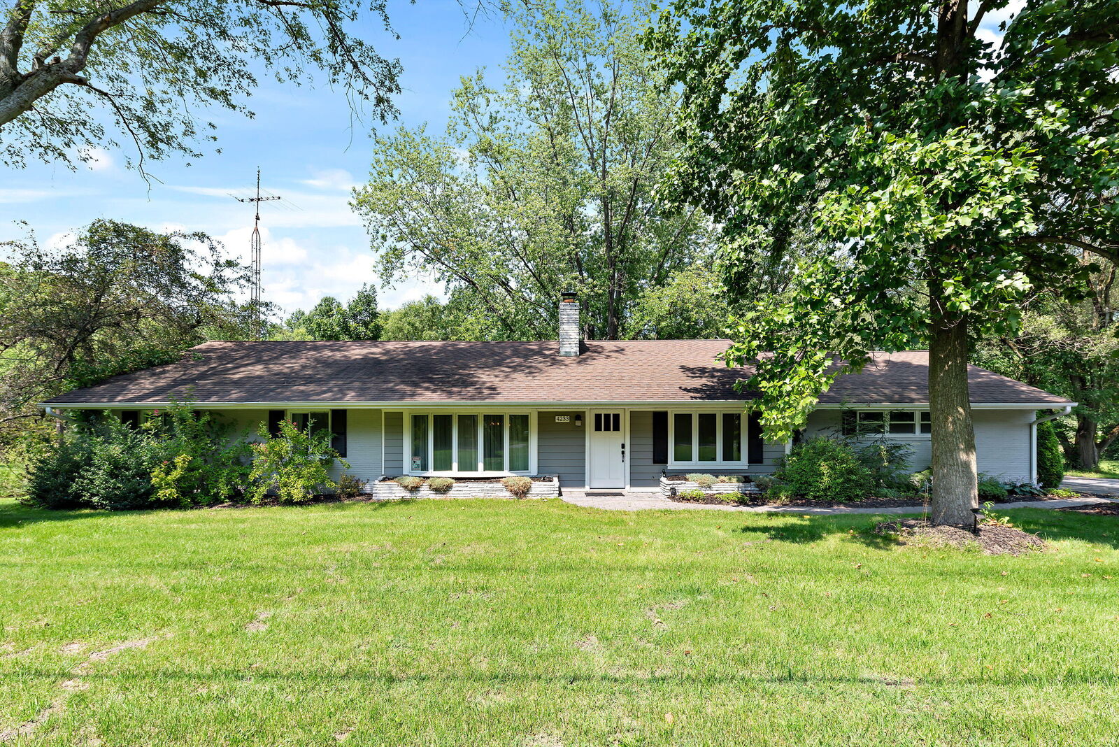 Property Photo: 4233 Snow Road MI 49106