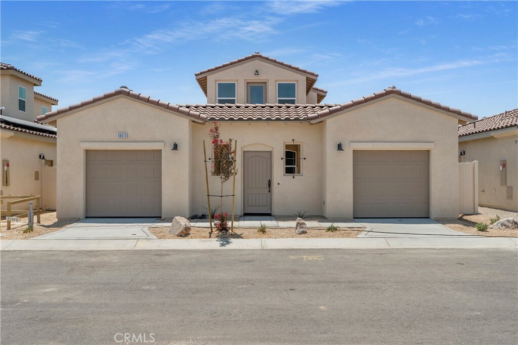 Property Photo:  56652 Desert Vista Circle  CA 92284 