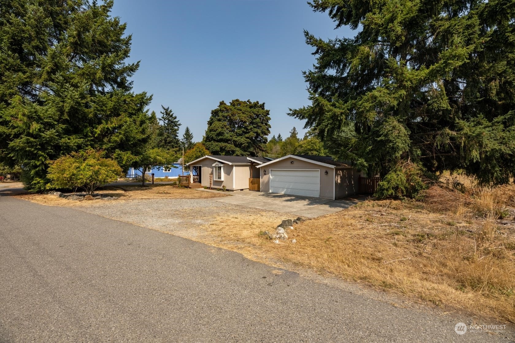 Property Photo:  842 Furman Avenue  WA 98260 