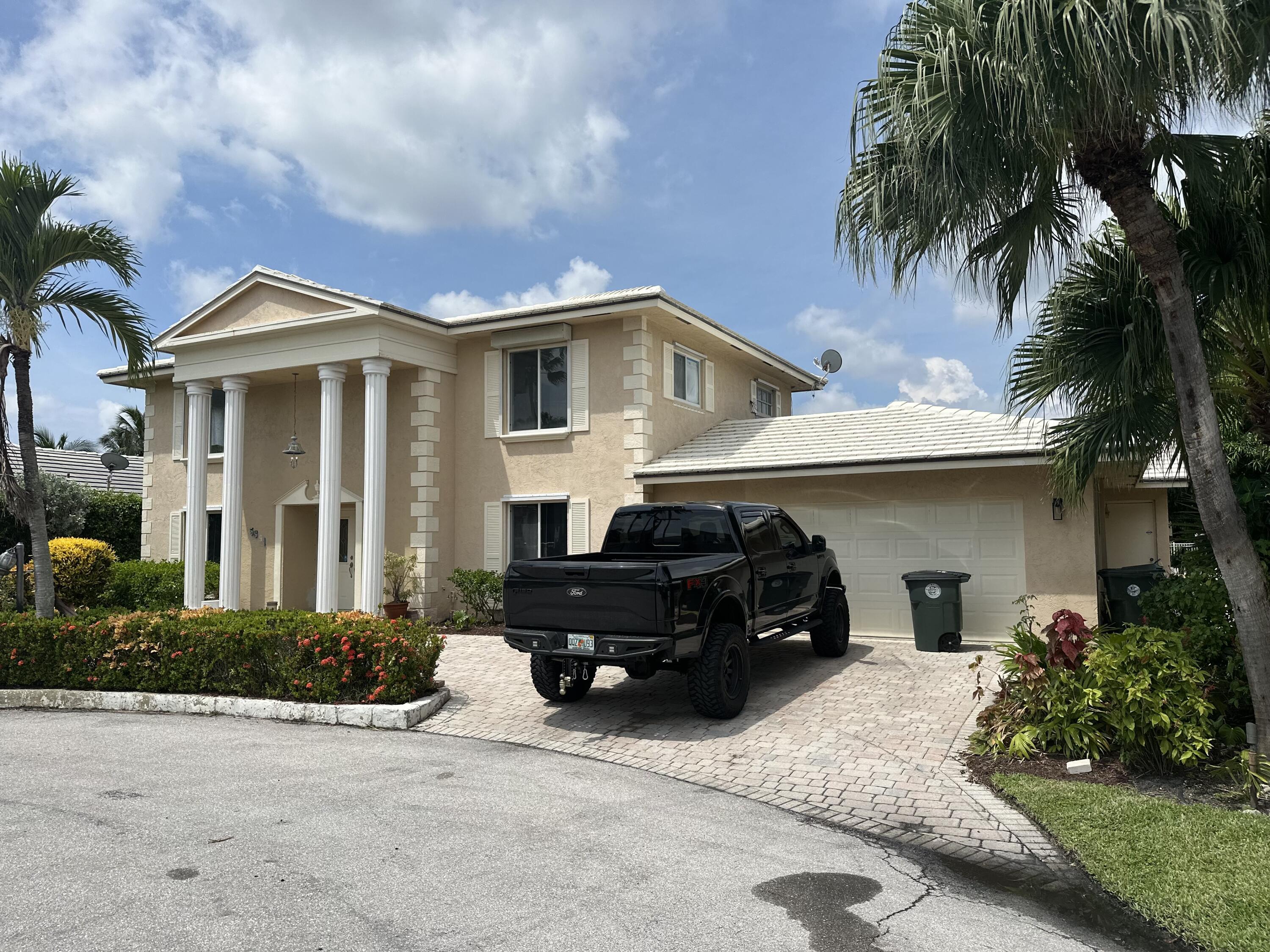 Property Photo: 5601 Coastal Drive FL 33487