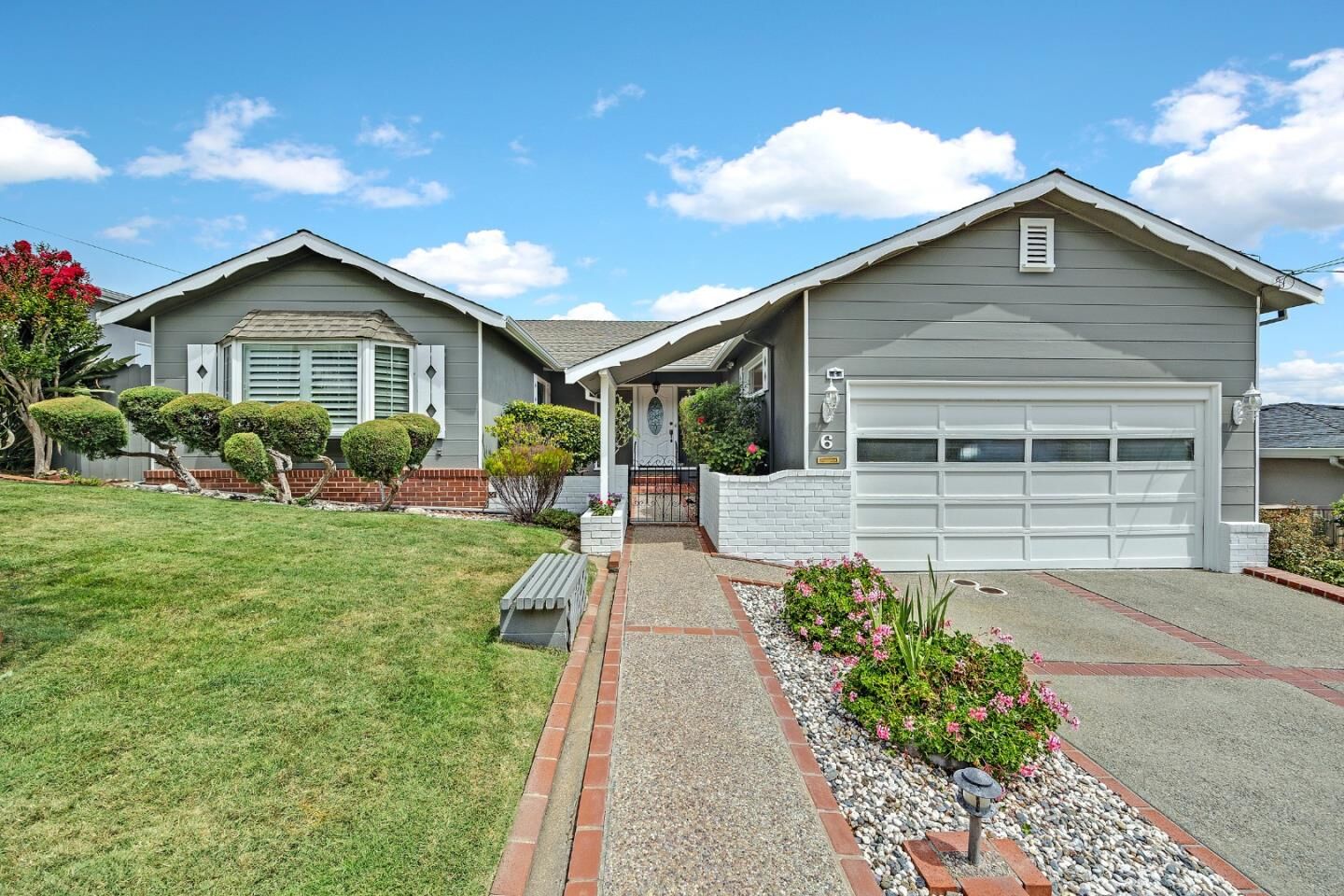 Property Photo:  6 Fairview Place  CA 94030 