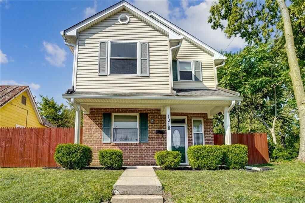 Property Photo:  1018 Yankee Road  OH 45044 