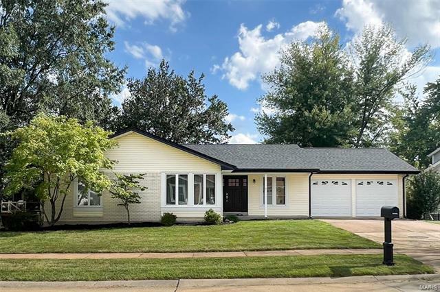 Property Photo: 15416 Strollways Drive MO 63017