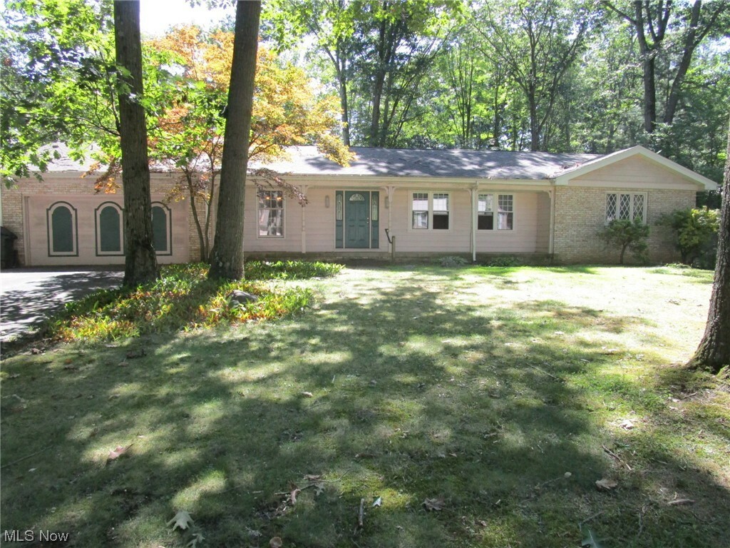 Property Photo:  2042 Burning Tree Lane  OH 44505 