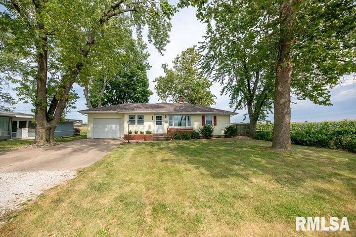 1301 W Williams Drive  Chillicothe IL 61523 photo