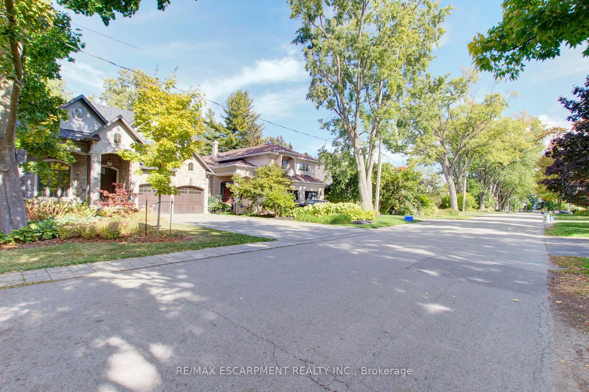 Property Photo: 83 West St ON L6L2Y8