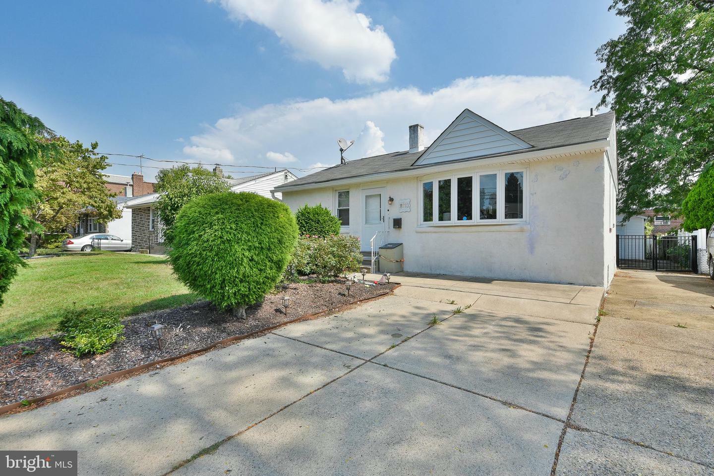 Property Photo: 8113 Algon Avenue PA 19152