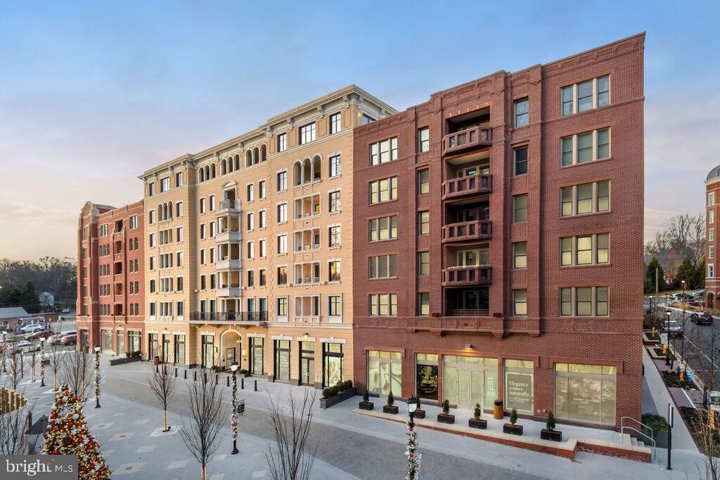 Property Photo:  8551 Connecticut Avenue 401  MD 20815 