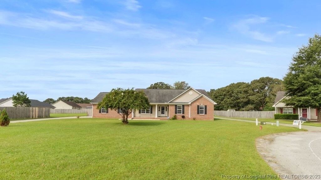 Property Photo: 417 Eastfield Drive NC 28376