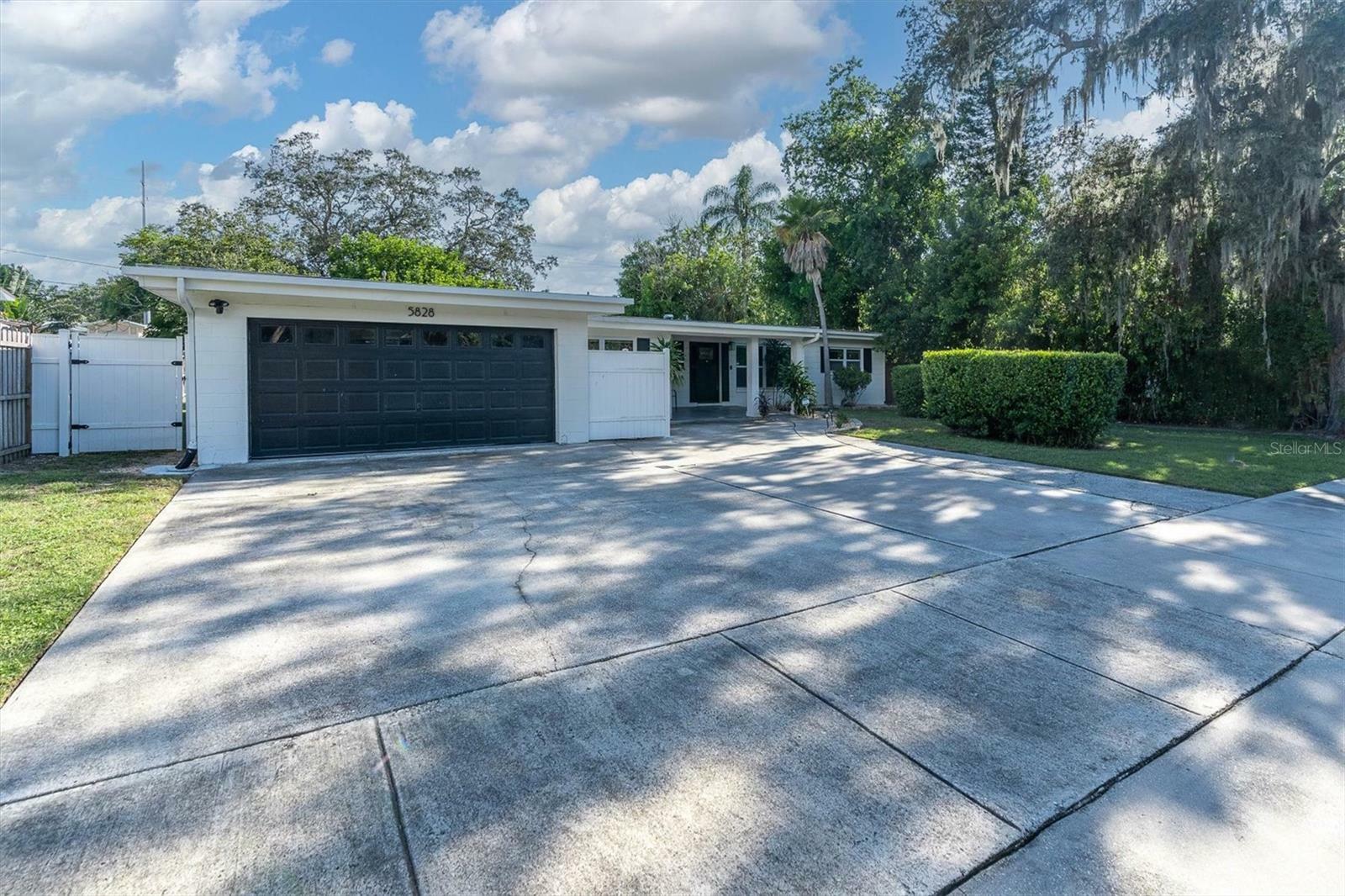 Property Photo:  5828 Emerson Avenue S  FL 33707 