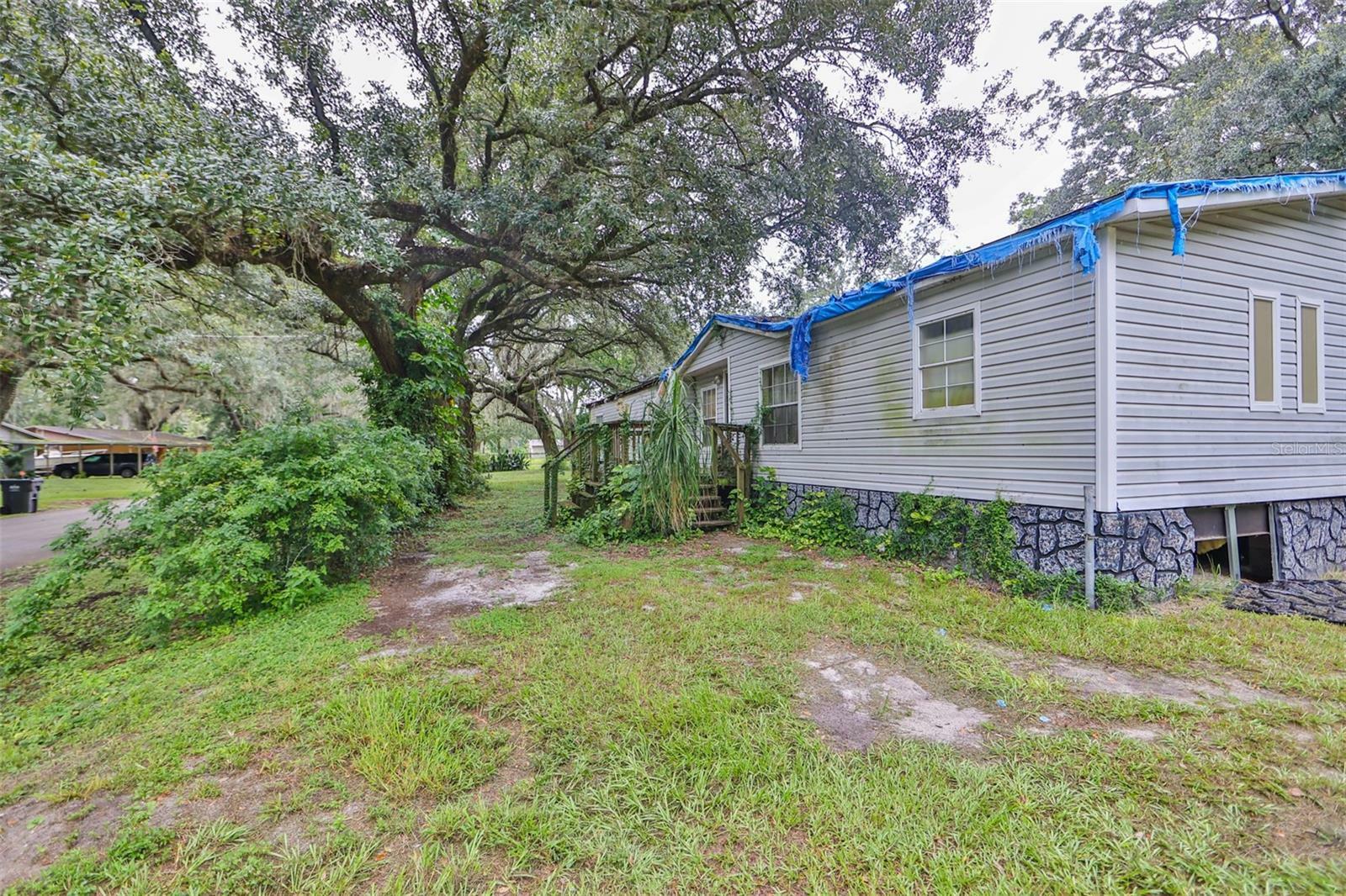 Property Photo: 3002 E 148th Avenue FL 33559