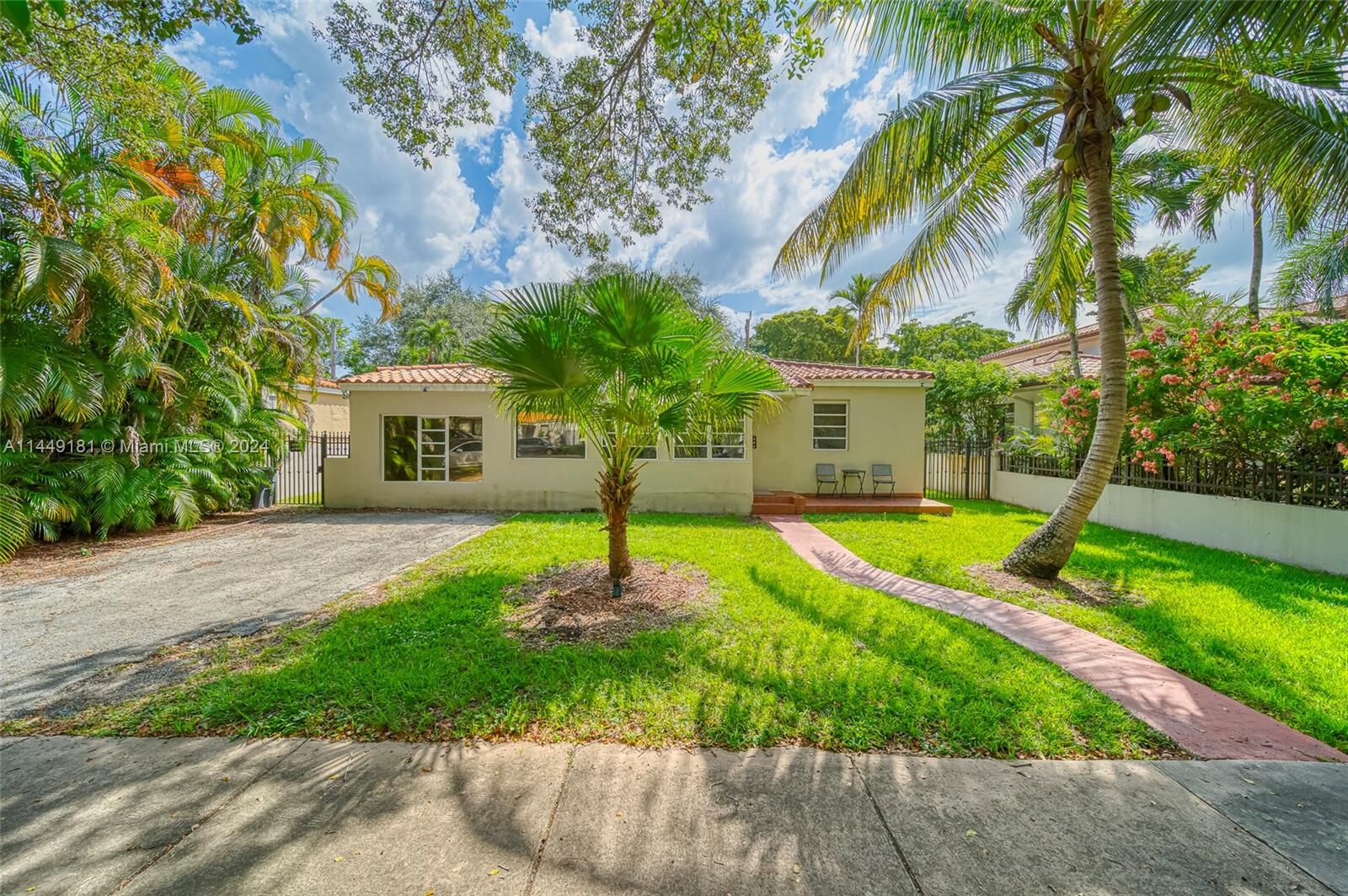 Property Photo: 817 Alberca St FL 33134