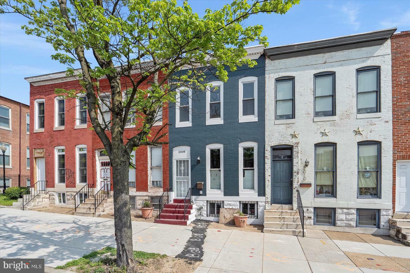 Property Photo: 2008 E North Avenue MD 21213